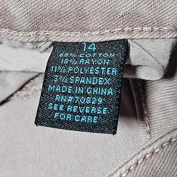 Rue 21 High Rise Jegging Jeans Womens Size 14 Pink Ripped Denim Pants New - Picture 7 of 7